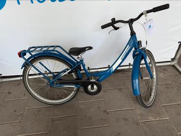 Meisjes fiets beschikbaar voor biedingen