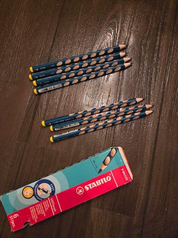 7 links handige potloden 321 HB easygraphe Stabilo beschikbaar voor biedingen