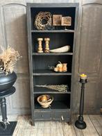 Stoer en sobere boekenkast, Ophalen, Zo goed als nieuw, 25 tot 50 cm, 50 tot 100 cm