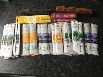 Wierook, wierookstokjes, partij wierook, brander  beschikbaar voor biedingen