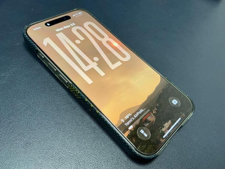 iPhone 16 Pro 256Gb + powerbeats pro 2 RUILEN met iPhone Air, Telecommunicatie, Mobiele telefoons | Apple iPhone, Zo goed als nieuw