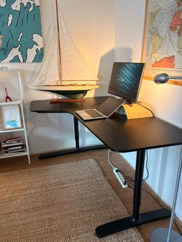 IKEA BEKANT Corner Desk – Black, Adjustable Legs - afbeelding 1