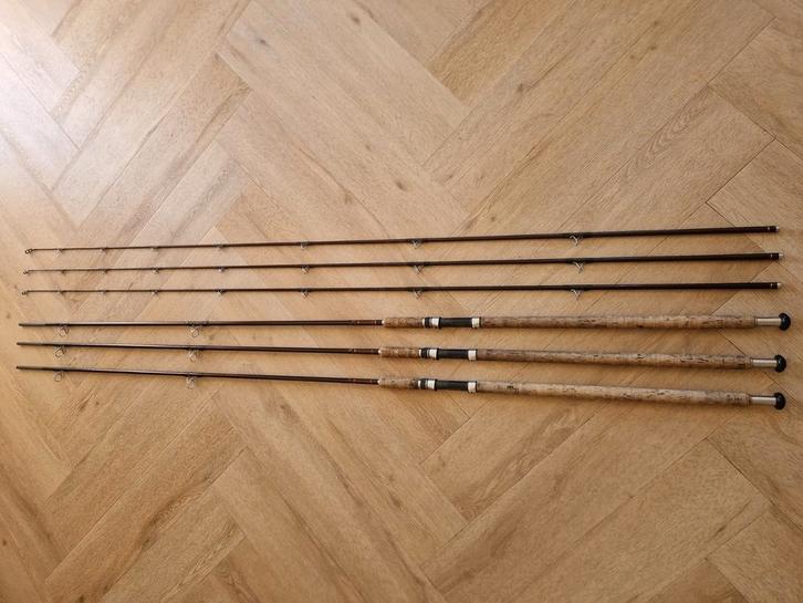 3 x CJW KM2 hengels (bruin - rode blank) - 2.25 lb, Watersport en Boten, Hengelsport | Karpervissen, Gebruikt, Werphengel, Ophalen of Verzenden