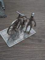 Miniatuurzilver man met grote fiets gemerkt, Ophalen of Verzenden