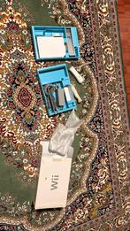 Wii Sports Bundle, Spelcomputers en Games, Ophalen of Verzenden, Met 2 controllers