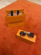 Louis Vuitton Zonnebril, Ophalen of Verzenden, Zo goed als nieuw, Zilver