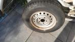 Stalen velg met bijna nieuwe band voor paardentrailer of bus, Auto-onderdelen, Banden en Velgen, Gebruikt, 13 inch, Banden en Velgen