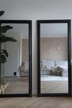 Twee grote zwarte passpiegels spiegels met facet, Huis en Inrichting, Woonaccessoires | Spiegels, Nieuw, Ophalen of Verzenden