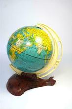 Vintage metalen wereldbol globe, kunststof voet, Ophalen