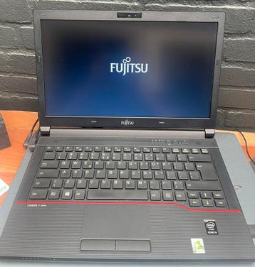 Fujitsu i5 lifebook E544 met schone Windows 11 pro aan beschikbaar voor biedingen