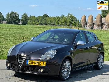 Alfa Romeo Giulietta 1.4 T Turbo Distinctive | Nette Auto |  beschikbaar voor biedingen
