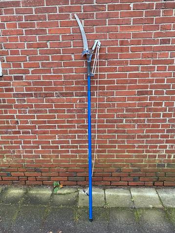 Telescopische Snoeischaar met Trekkabel en Zaagblad beschikbaar voor biedingen