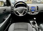 Hyundai I30 CW 1.6i Dynamic Bns CLIMA 2DE EIG LMV PDC NAP, Gebruikt, 1591 cc, 4 cilinders, Blauw