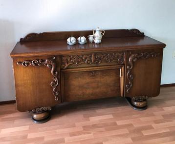 mooie Art Deco dressoir beschikbaar voor biedingen