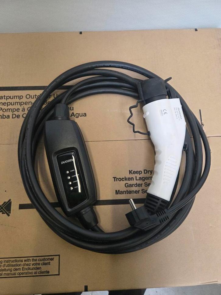 220V Laadkabel, mobile- thuis lader Hybride/Elektrisch auto, Auto diversen, Laadpalen, Zo goed als nieuw, Laadkabel, Ophalen of Verzenden