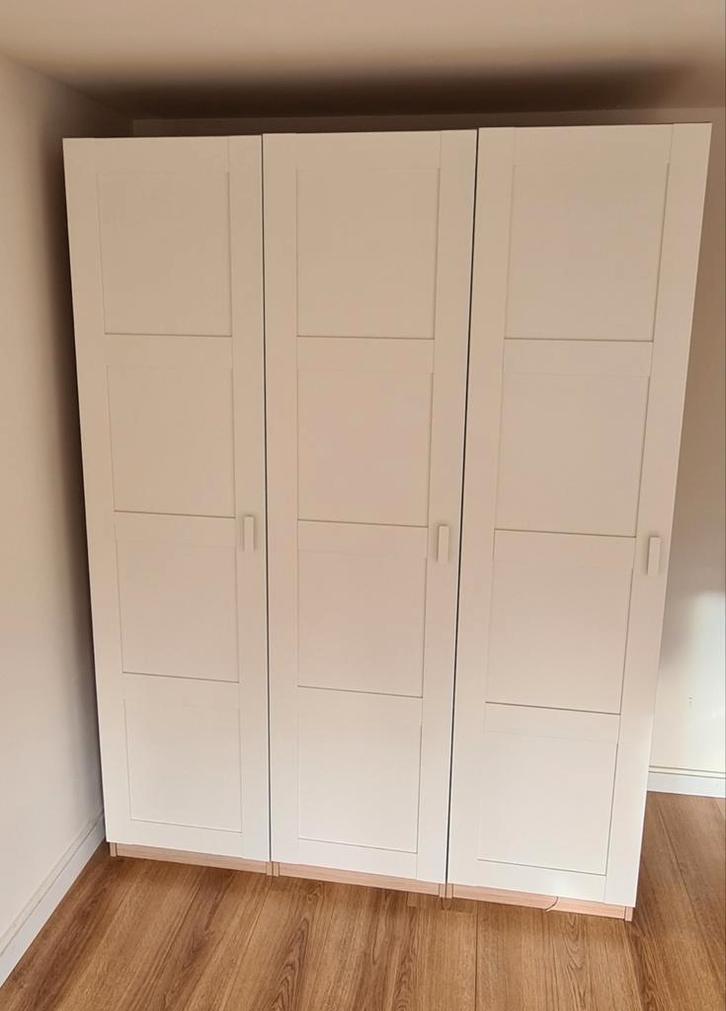 IKEA-kast met type Bergsbo-deuren, Huis en Inrichting, Kasten | Kledingkasten, Gebruikt, 200 cm of meer, 100 tot 150 cm, 50 tot 75 cm