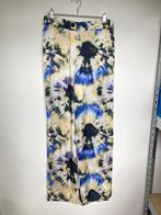 Amaya Amsterdam Abby pants floral blauw creme wijde pijp S, Amsterdamsestraatweg 43 B, 1411AX Naarden, Blauw, Ophalen of Verzenden