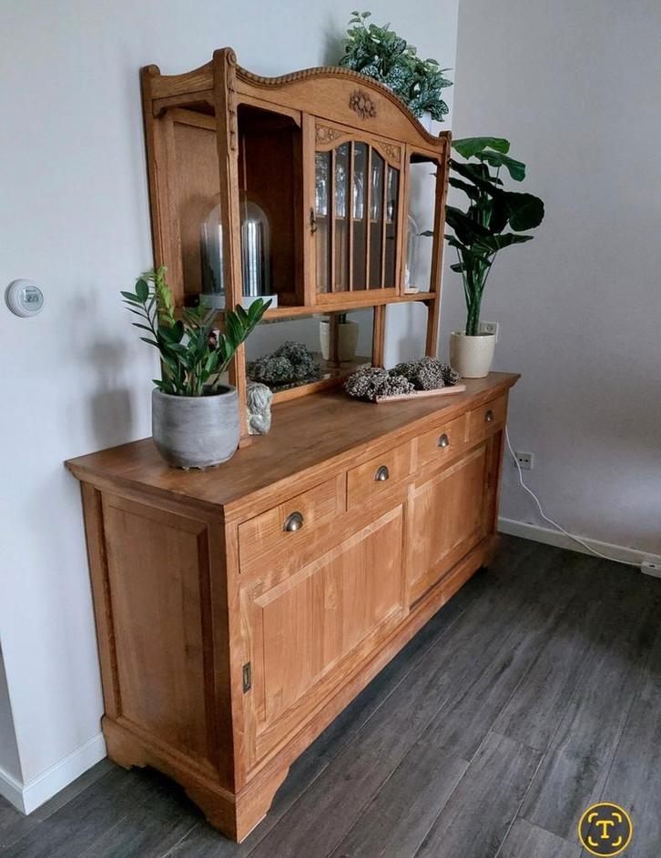 Massief teak dressoir., Huis en Inrichting, Kasten | Dressoirs, Zo goed als nieuw, 200 cm of meer, 25 tot 50 cm, Ophalen