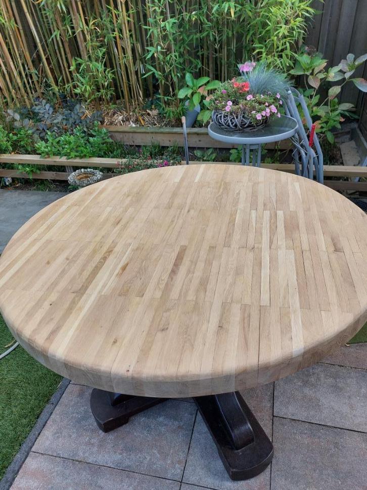 Te koop ronde massieve eiken eetkamer tafel, Huis en Inrichting, Tafels | Eettafels, Gebruikt, 100 tot 150 cm, 100 tot 150 cm
