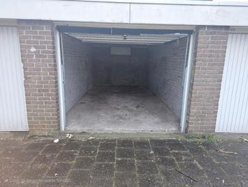TE HUUR GARAGEBOX ROTTERDAM.  beschikbaar voor biedingen