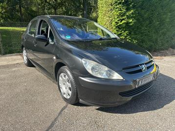 Peugeot 307 1.6 16V 5DR 2004 Zwart beschikbaar voor biedingen