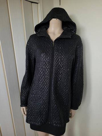 Prada jas zwart maat 38/40 beschikbaar voor biedingen