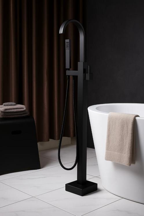 Vrijstaand badkraan Zwart/Nog nieuw, Huis en Inrichting, Badkamer | Complete badkamers, Nieuw, Met bad, Ophalen