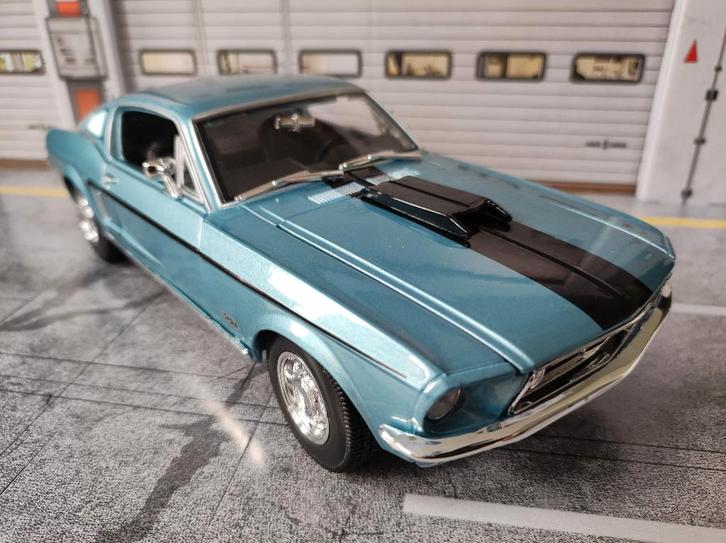 Ford Mustang GT Cobra blue/black Maisto Special Edition 1:18, Hobby en Vrije tijd, Modelauto's | 1:18, Zo goed als nieuw, Auto