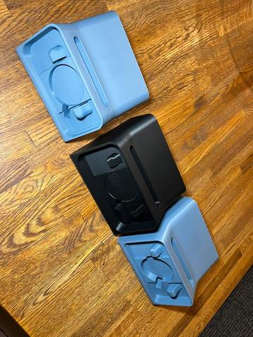 Iphone dock beschikbaar voor biedingen