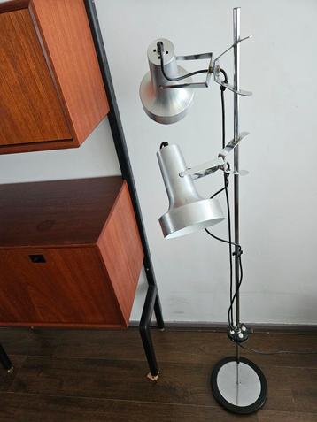 Anvia Staande Lamp - Vintage Design beschikbaar voor biedingen