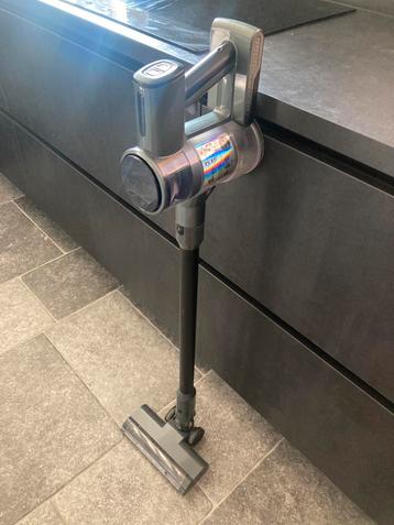 Te koop handige steelstofzuiger Pro Max beschikbaar voor biedingen