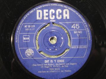 Tony Bass 7" Vinyl Single: ‘Dat is ‘t einde’ (Nederland)  beschikbaar voor biedingen