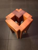 Kunstzinnig design tafeltje, kruk gemaakt door kunstenaar, Huis en Inrichting, Woonaccessoires | Zuilen en Pilaren, Ophalen, Nieuw