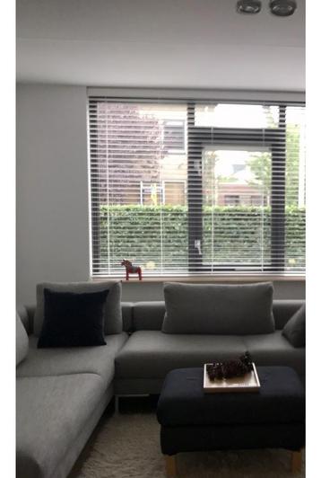 Houten Jaloezie Luxaflex 50mm beschikbaar voor biedingen