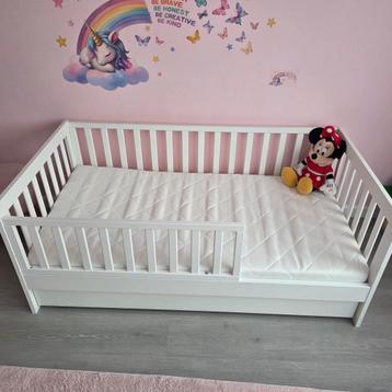Petit Amelia Plume  Peuterbed 140x70 + matras beschikbaar voor biedingen