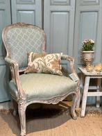 Antieke franse fauteuil nieuw gestoffeerd, landelijke stoel, Hoofdstraat 15 steeg, Il fienile, 50 tot 75 cm, Info@ilfienile.nl