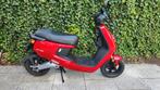 Niu m + lite scooter, Ophalen of Verzenden, Zo goed als nieuw