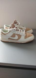 MOOI NIKE SNEAKERS MAAT: 39, Kleding | Dames, Schoenen, Beige, Nike, Ophalen of Verzenden, Sneakers of Gympen