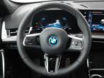 BMW iX1 eDrive20 67 kWh M-Sport Pro | Adaptive Cruise | Pano, Auto's, BMW, Met garantie (alle), 204 pk, 474 km, SUV of Terreinwagen