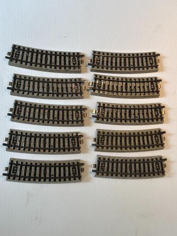 10 x Märklin 5201 halve buitenbocht M rails beschikbaar voor biedingen