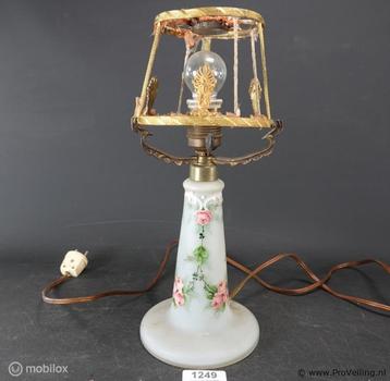 Online Veiling: Antieke (eind 19de begin 20ste eeuw) tafe... beschikbaar voor biedingen