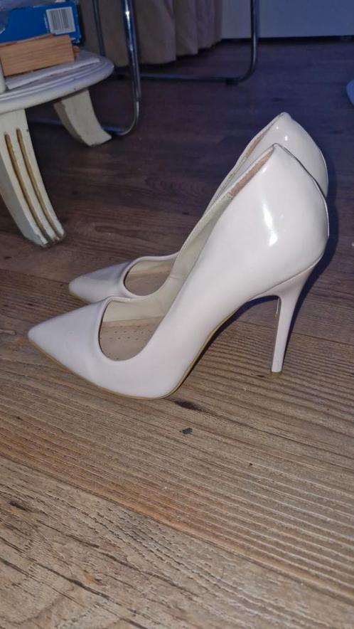 Beautiful &Classy Shoes Maat :36-37.   TE KOOP!!, Kleding | Dames, Schoenen, Zo goed als nieuw, Ophalen of Verzenden