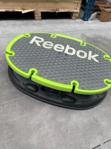 Reebok Coreboard beschikbaar voor biedingen