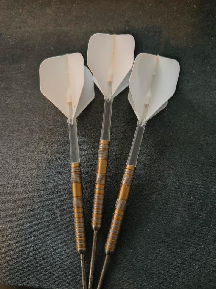 Verschillende dartpijlen, Sport en Fitness, Darts, Zo goed als nieuw, Pijlen, Ophalen of Verzenden