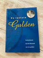De laatste gulden (Gedenkboek), Postzegels en Munten, Munten | Nederland, Setje, Zilver, Ophalen of Verzenden, 5 gulden