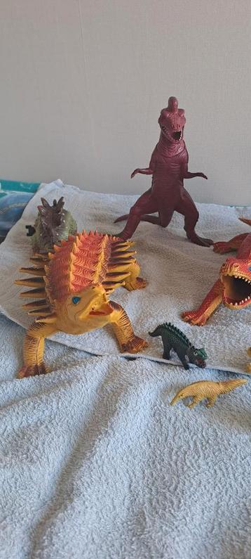 Dinosaurus Speelgoed Set beschikbaar voor biedingen