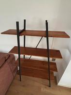 Houten kast met Metalen Frame, Ophalen, Zo goed als nieuw
