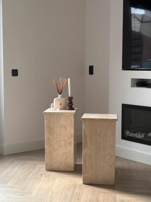 Travertin zuil/pilaar, Huis en Inrichting, Woonaccessoires | Zuilen en Pilaren, Zo goed als nieuw, Ophalen