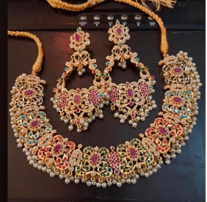 Multistone Halsketting met Oorbellen – Luxe Bruiloft & Feest, Sieraden, Tassen en Uiterlijk, Kettingen, Nieuw, Overige materialen