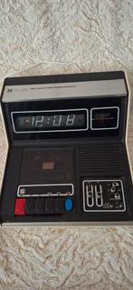 Vintage Wekker Radio met Cassettespeler, Ophalen of Verzenden, Gebruikt, Radio, Met cd-speler